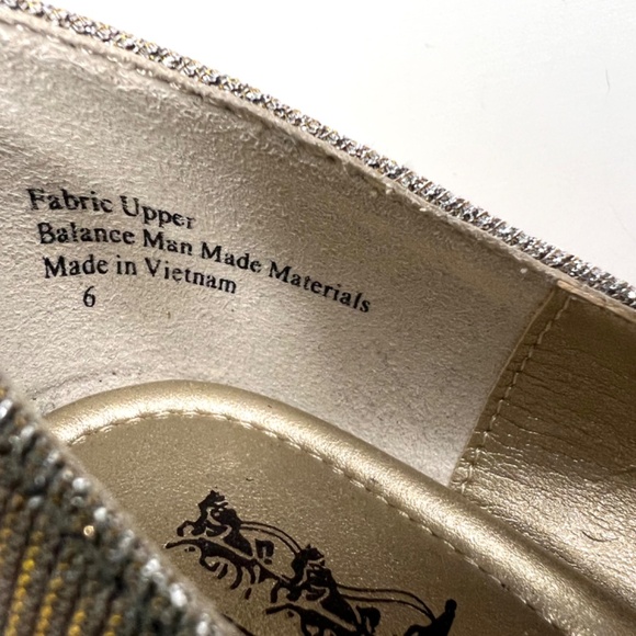 Coach and Four Silver Metallic Glitter Heels Open Toe Size 6 - Picture 14 of 16